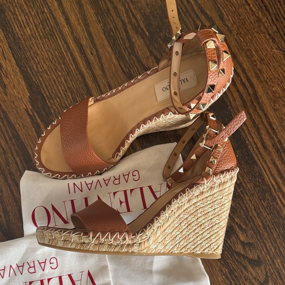 Valentino Rockstud Espadrille Wedge Sandal size 37